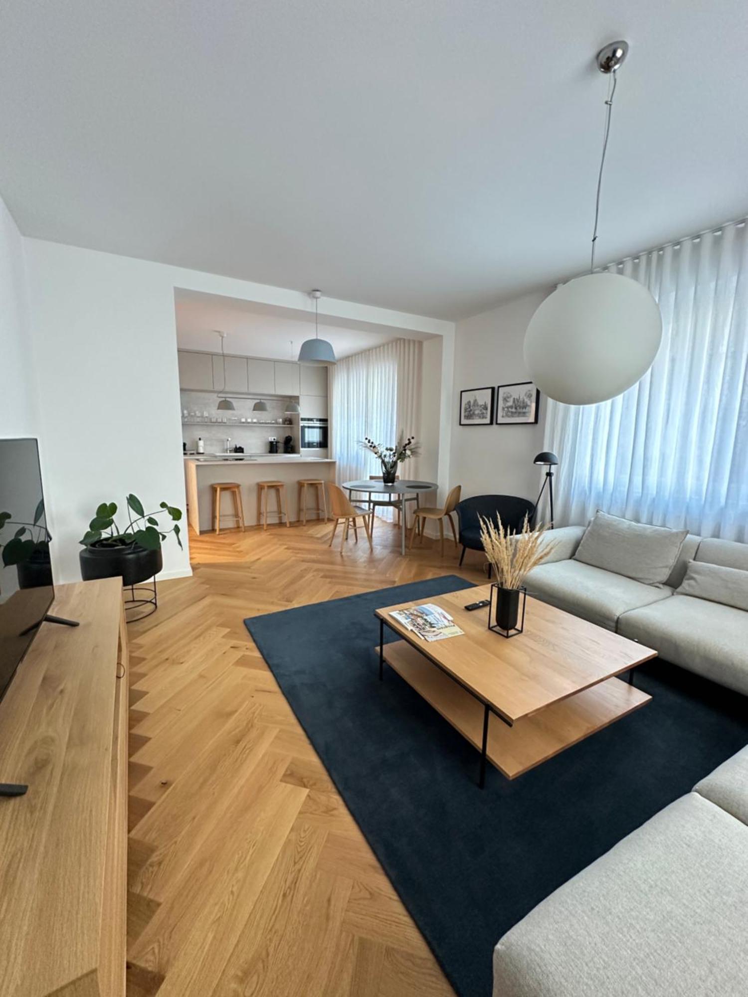 Bratislava Oldtown Apartment 130M2 ,60M2 Terrace And 2 Bathrooms Exteriör bild