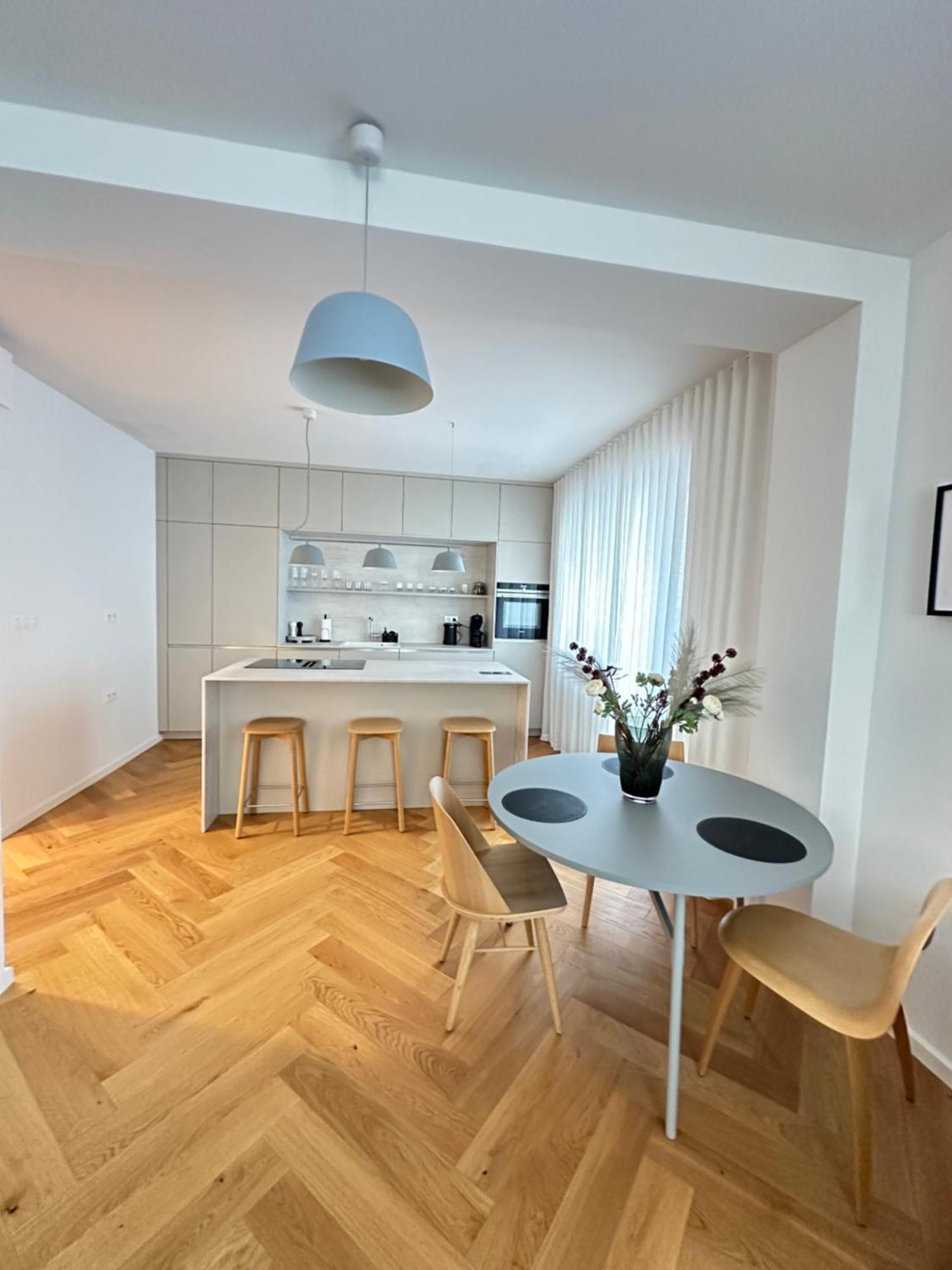 Bratislava Oldtown Apartment 130M2 ,60M2 Terrace And 2 Bathrooms Exteriör bild